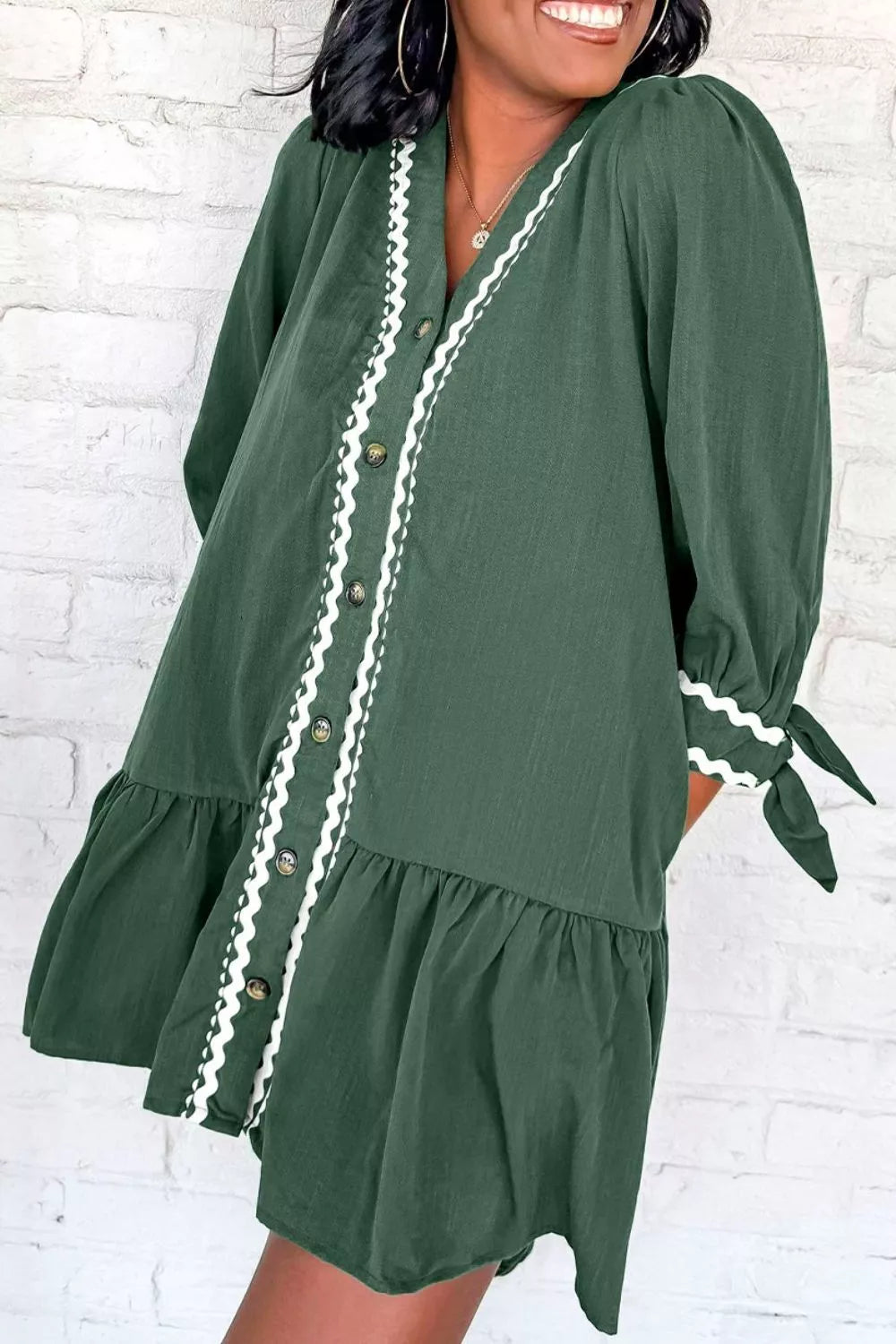 Contrast Ricrac Trim Button V Neck Knotted Bracelet Sleeve Shift Dress Dark Green OutfitFlow
