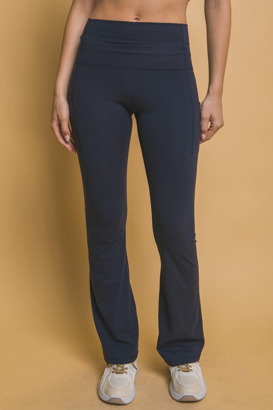 Outfit Flow - Love Tree High Waist Flare Active Leggings with Side Pockets