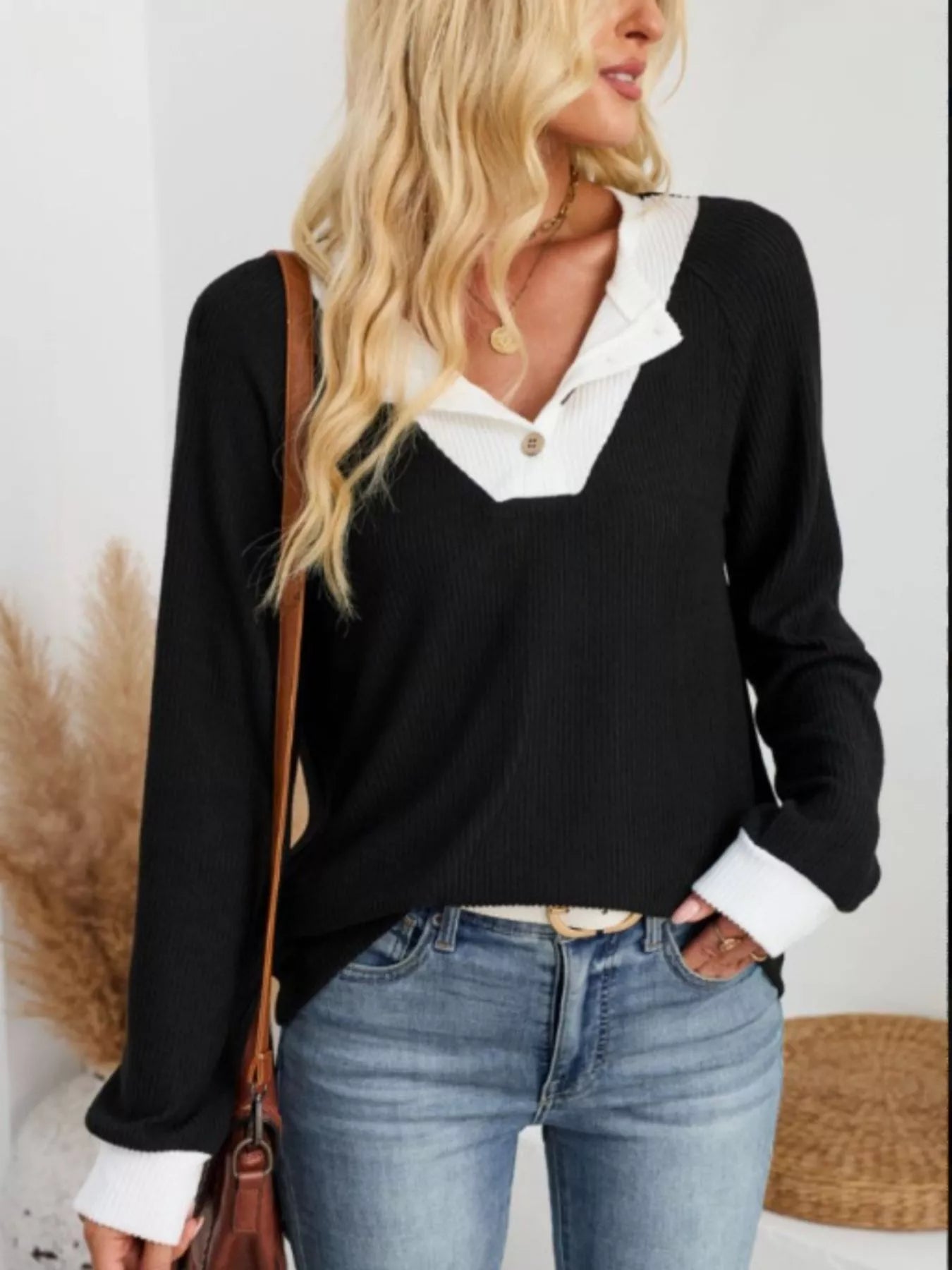 Two-Tone Raglan Sleeve T-Shirt OutfitFlow