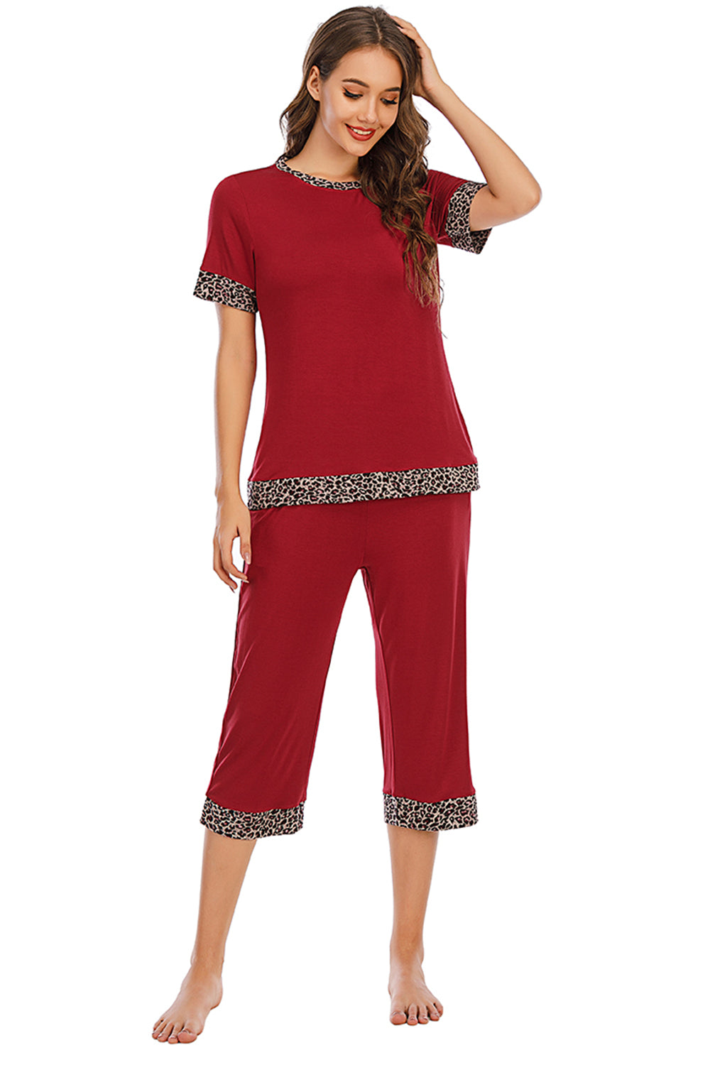 Outfit Flow - Round Neck Short Sleeve Top and Capris Pants Lounge Set