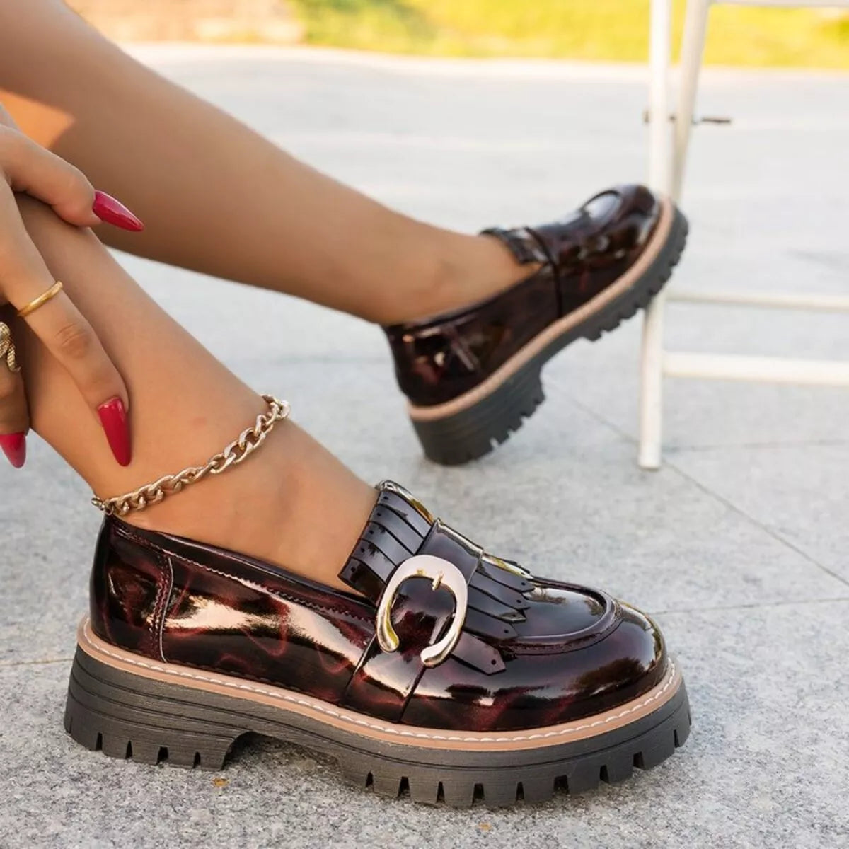 Round Toe Platform Loafers Trendsi