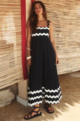 Contrast Trim Square Neck Wide Strap Dress OutfitFlow