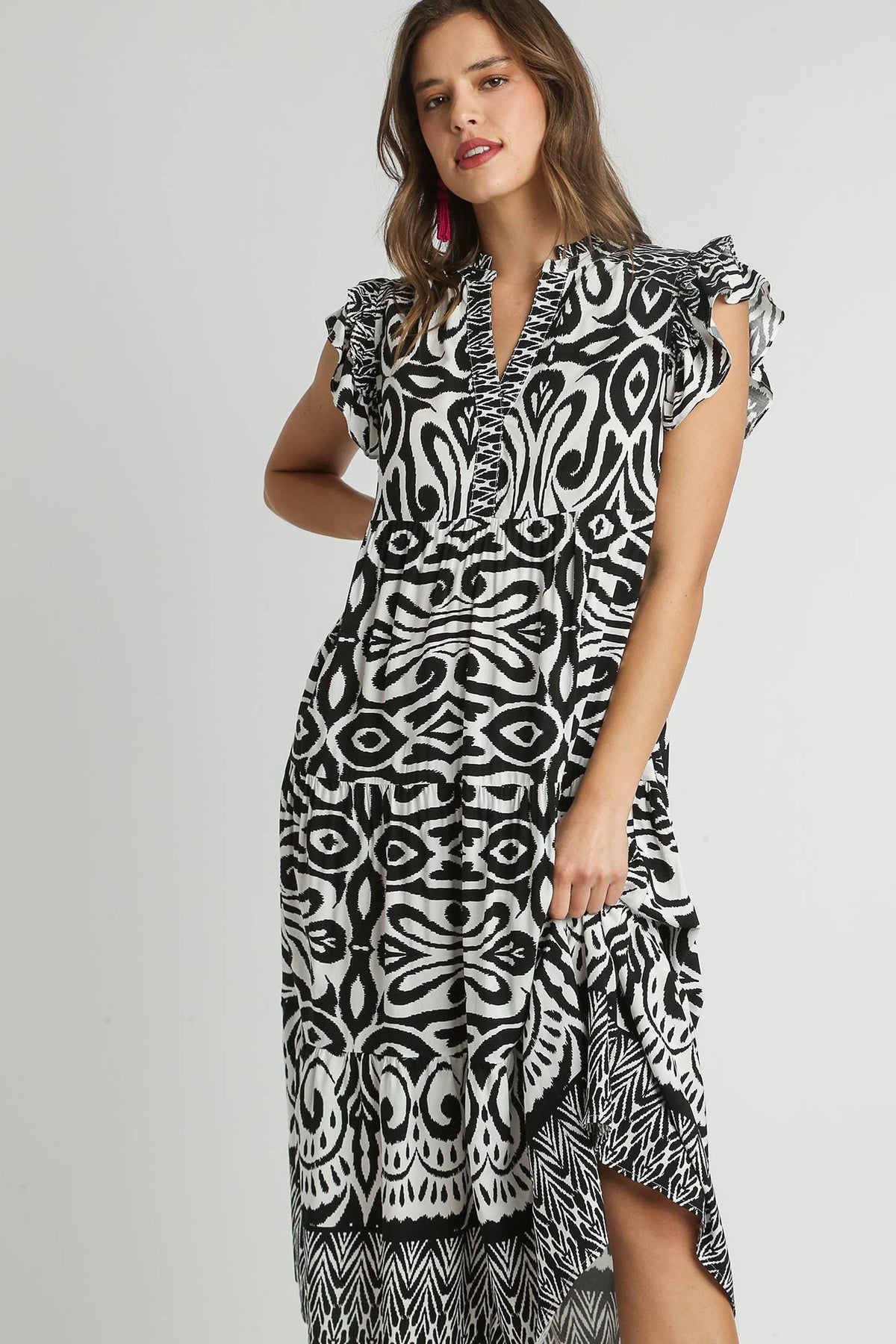 Umgee Full Size Two Tone Border Print Ruffle Cap Sleeve Midi Dress Plus Size Black OutfitFlow