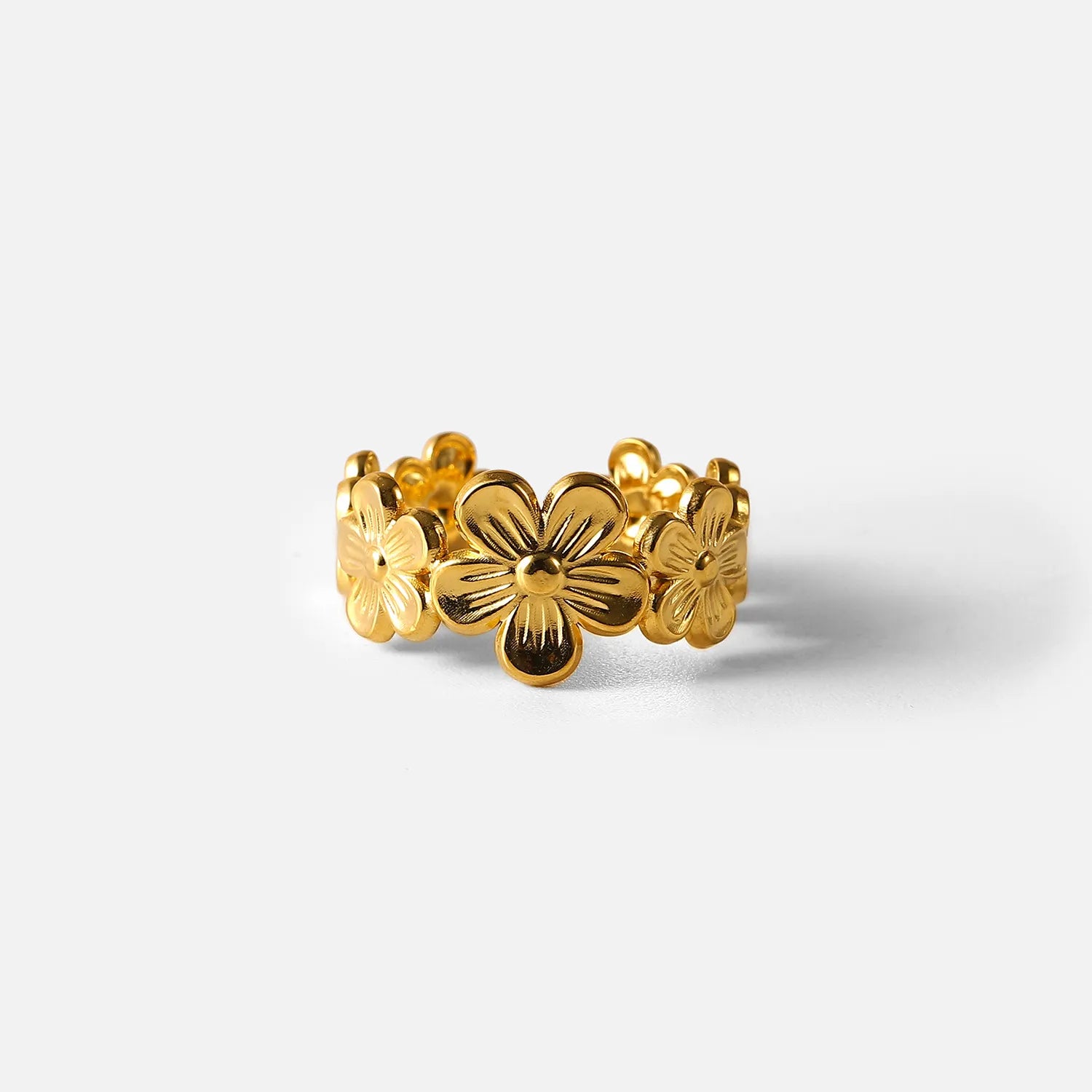 18K Gold-Plated Flower Cluster Ring OutfitFlow