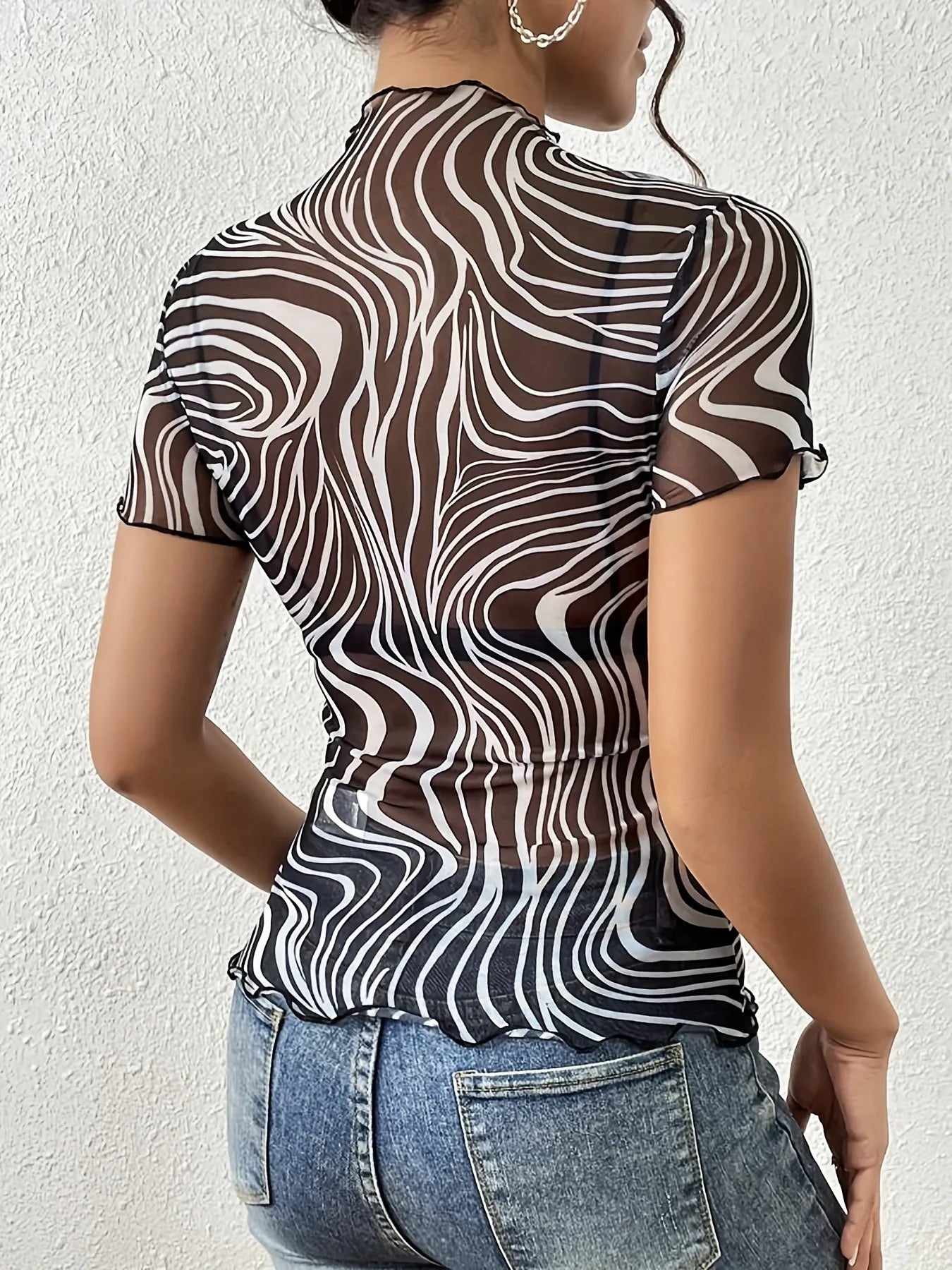 Psychedelic Wave Print Mock Neck T-Shirt OutfitFlow