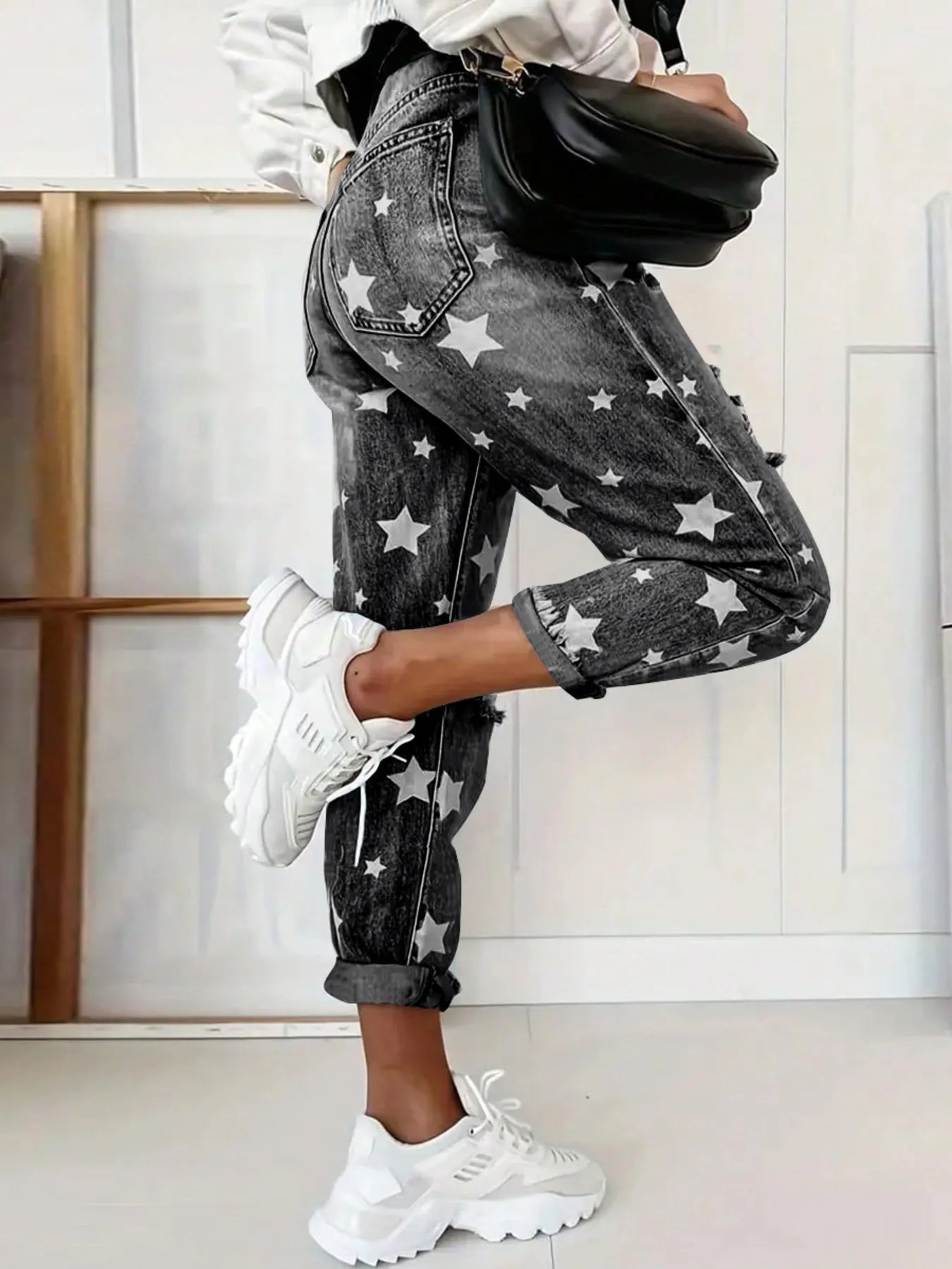 Star Print Distressed High Waist Boyfriend Jeans OutfitFlow