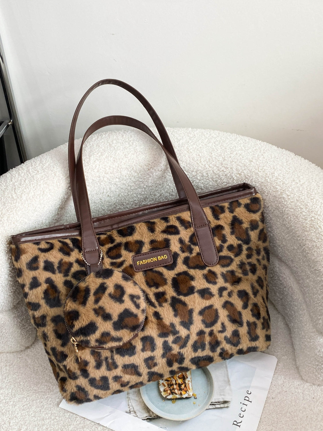 Outfit Flow - Leopard Faux Fur Tote Bag with Coin Purse