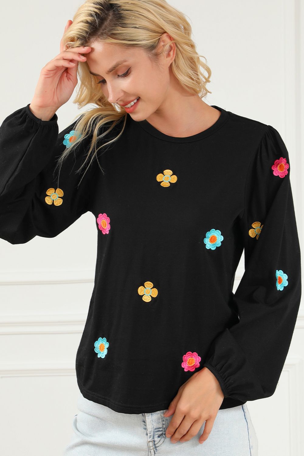 Outfit Flow - Flower Round Neck Long Sleeve Sweater