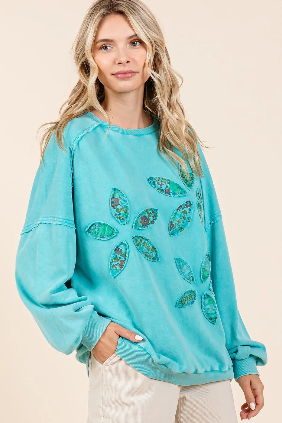 Mittoshop Vintage Textile Flower Patch Mineral Wash Pullover Sweatshirt OutfitFlow
