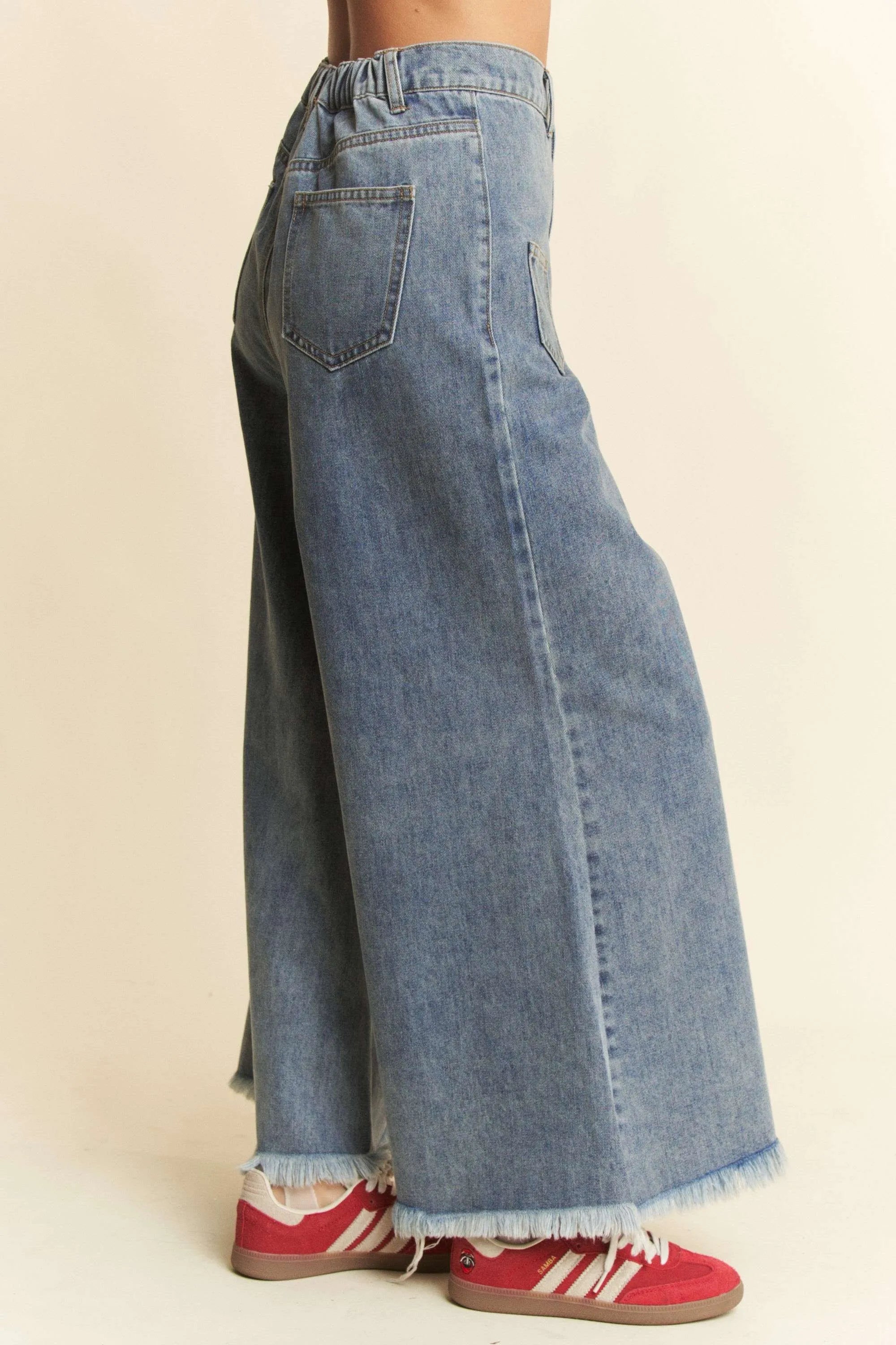 Davi & Dani Patch Pocket Wide Leg Culotte Jeans OutfitFlow