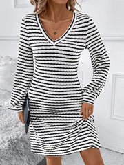 Outfit Flow - Striped V-Neck Long Sleeve Dress