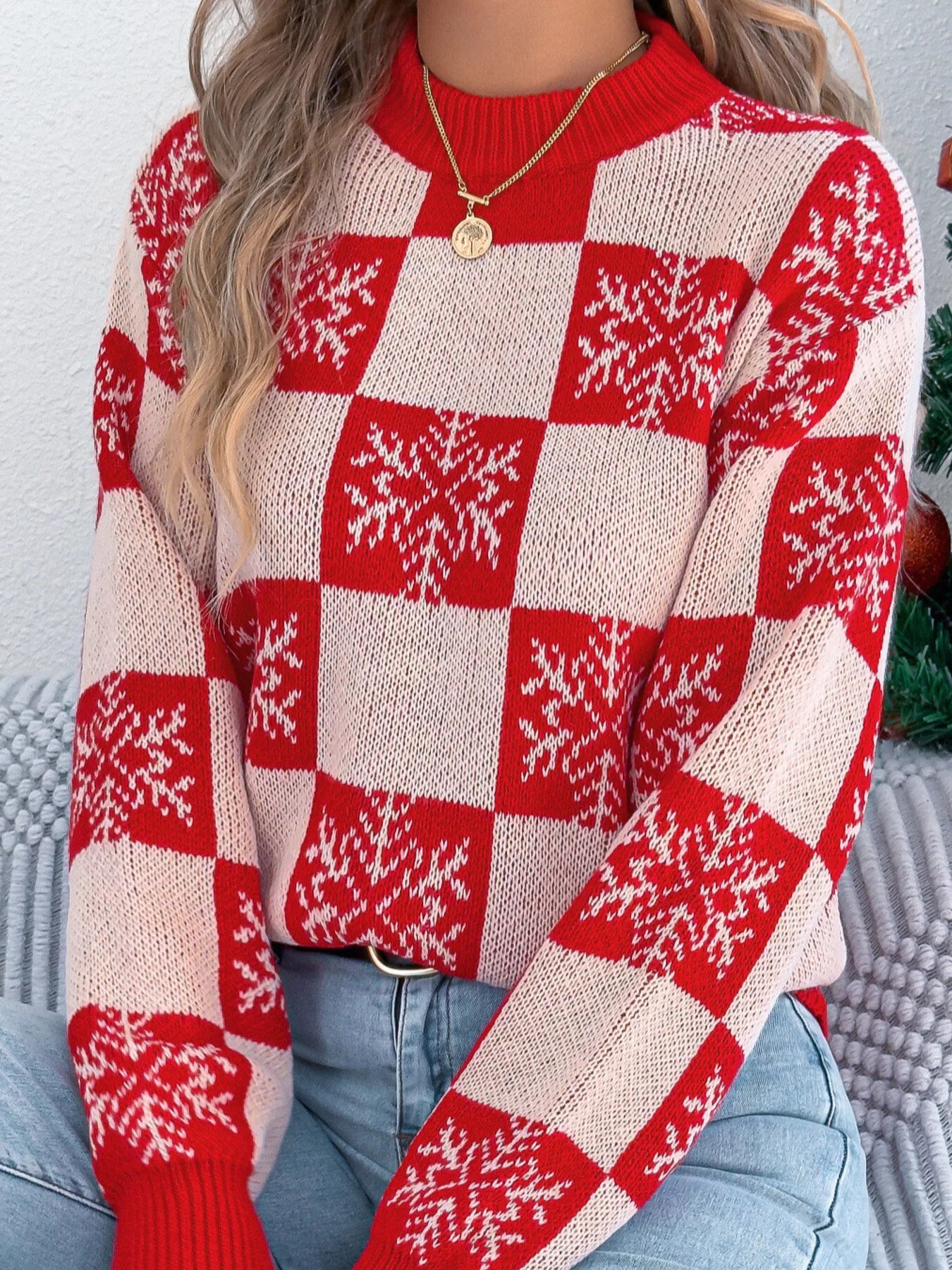 Christmas Snowflake Checkered Round Neck Sweater OutfitFlow