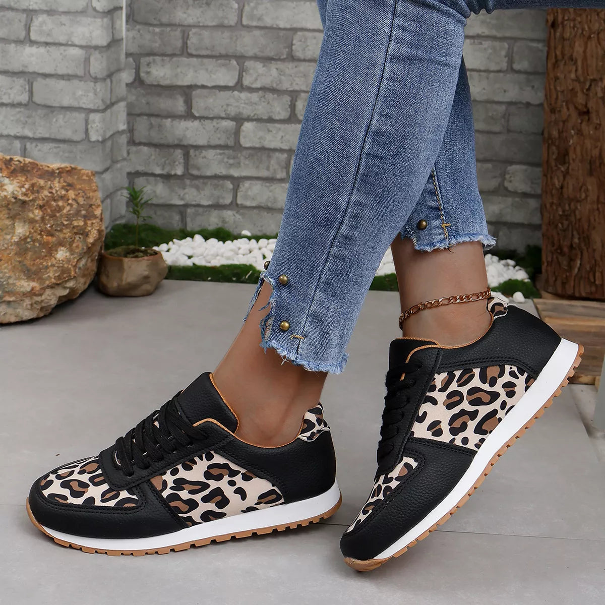 Leopard Print Casual Sneakers Black Trendsi