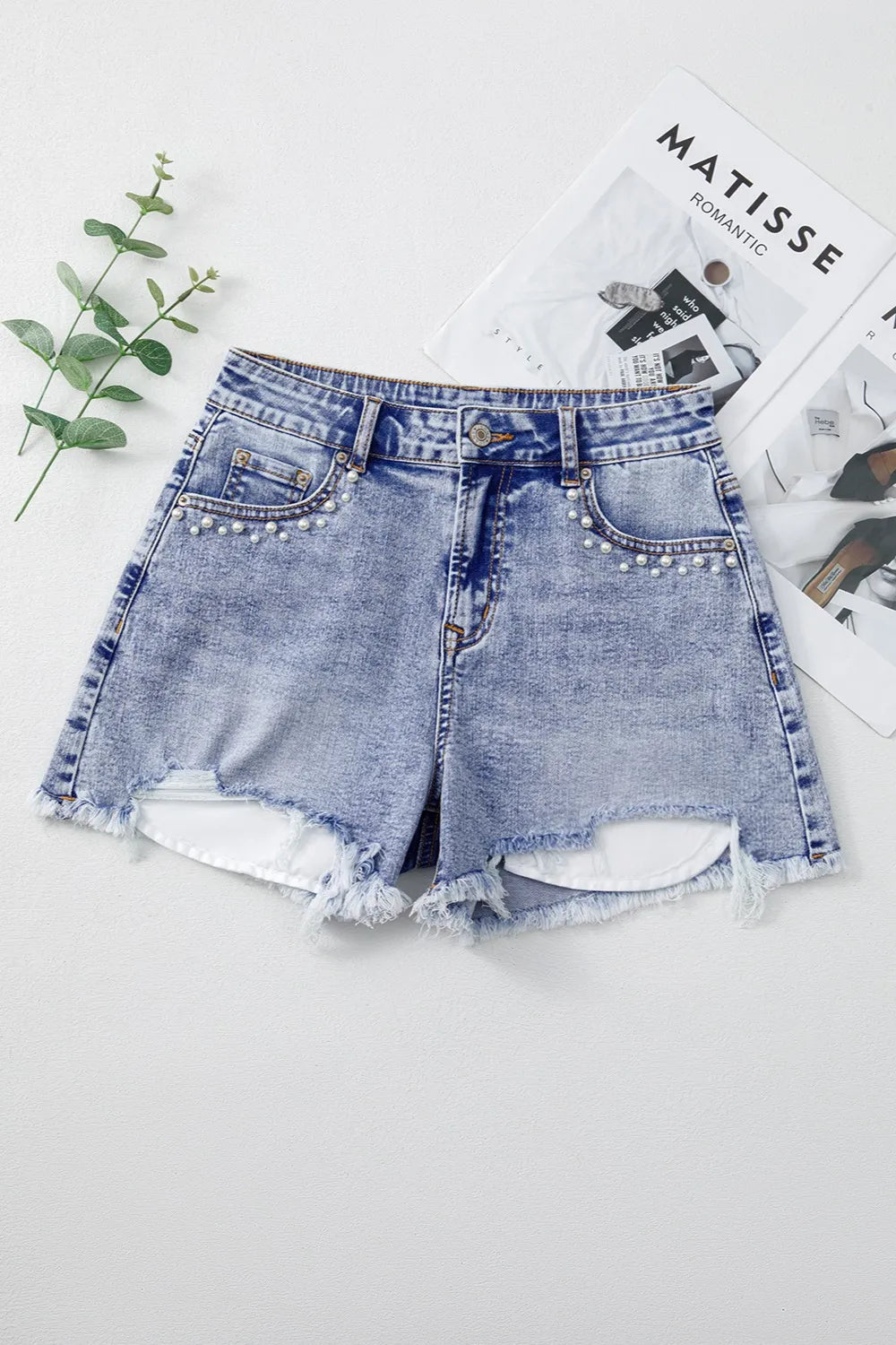 Pearl Studded Pockets Raw Hem Denim Shorts OutfitFlow