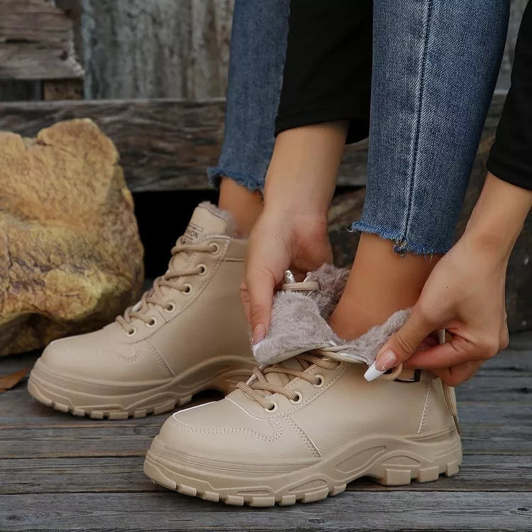 Warm Lined Ankle Boots with Buckle Detail Trendsi