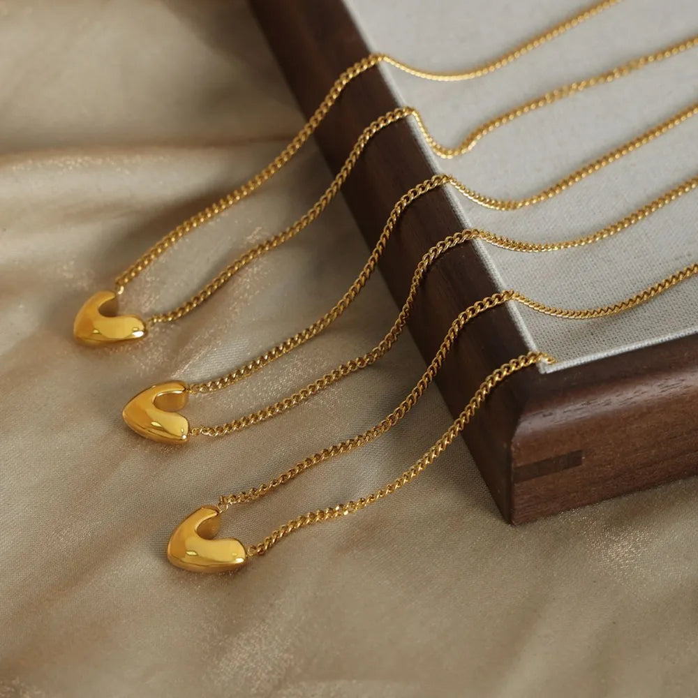Gold-Plated Heart Pendant Necklace OutfitFlow