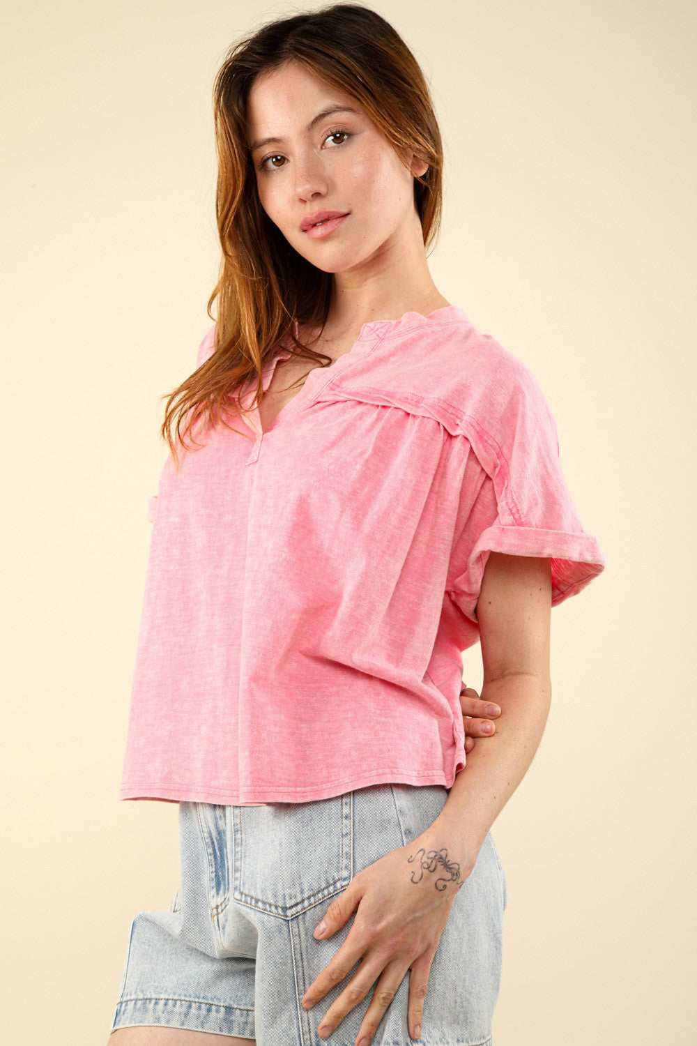 VERY J Nochted Short Sleeve Washed T-Shirt