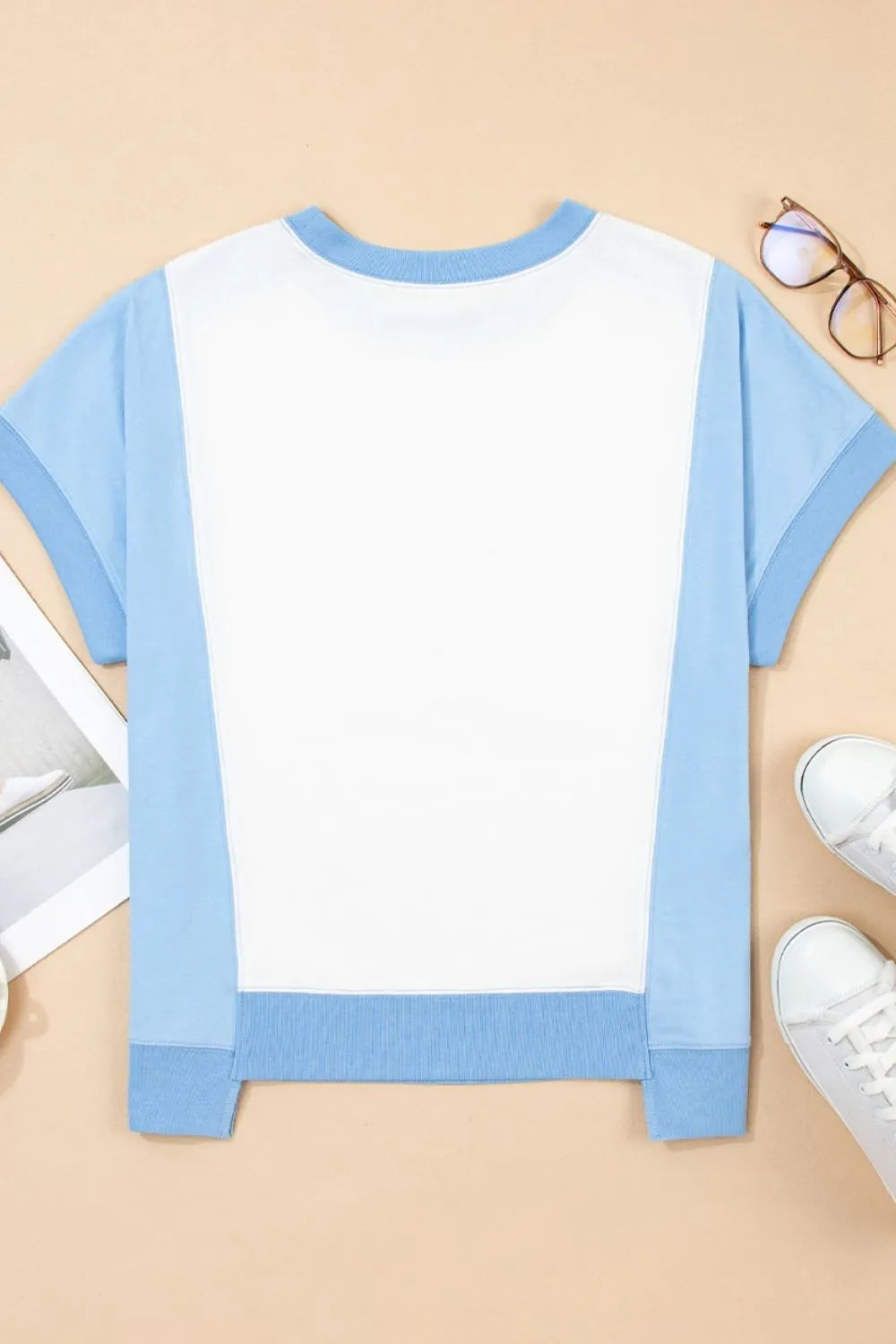 Color Block Exposed Seam Crew Neck T Shirt OutfitFlow