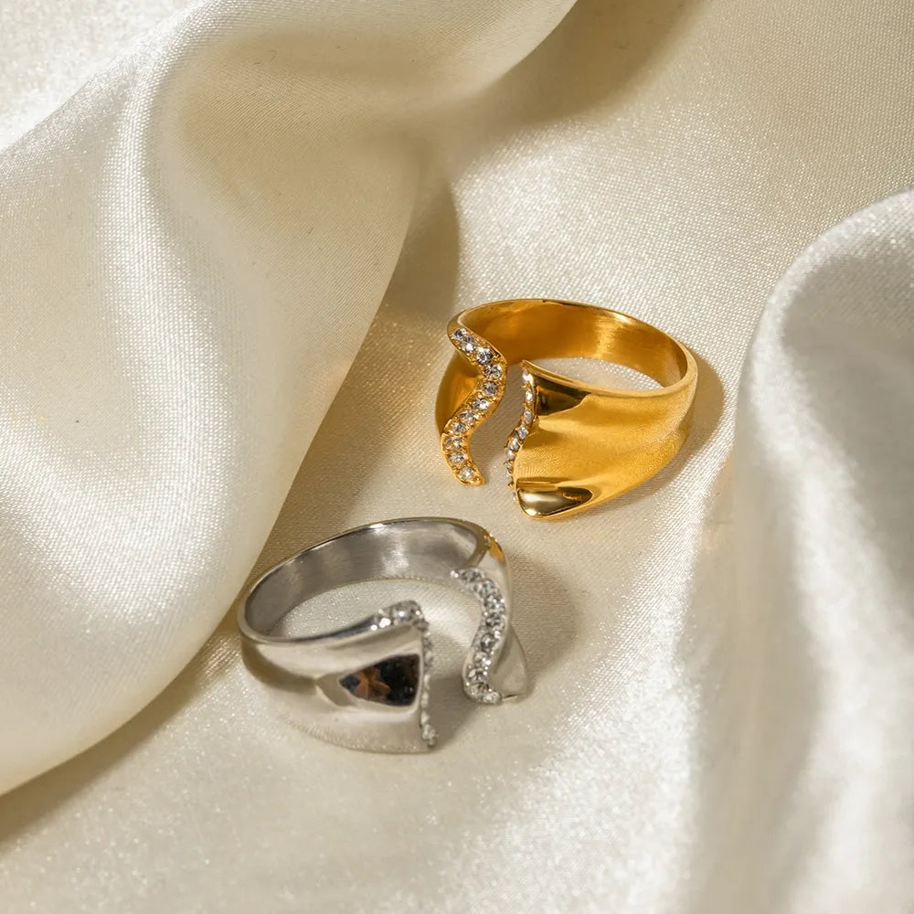 Stainless Steel Inlaid Rhinestone Bypass Ring OutfitFlow