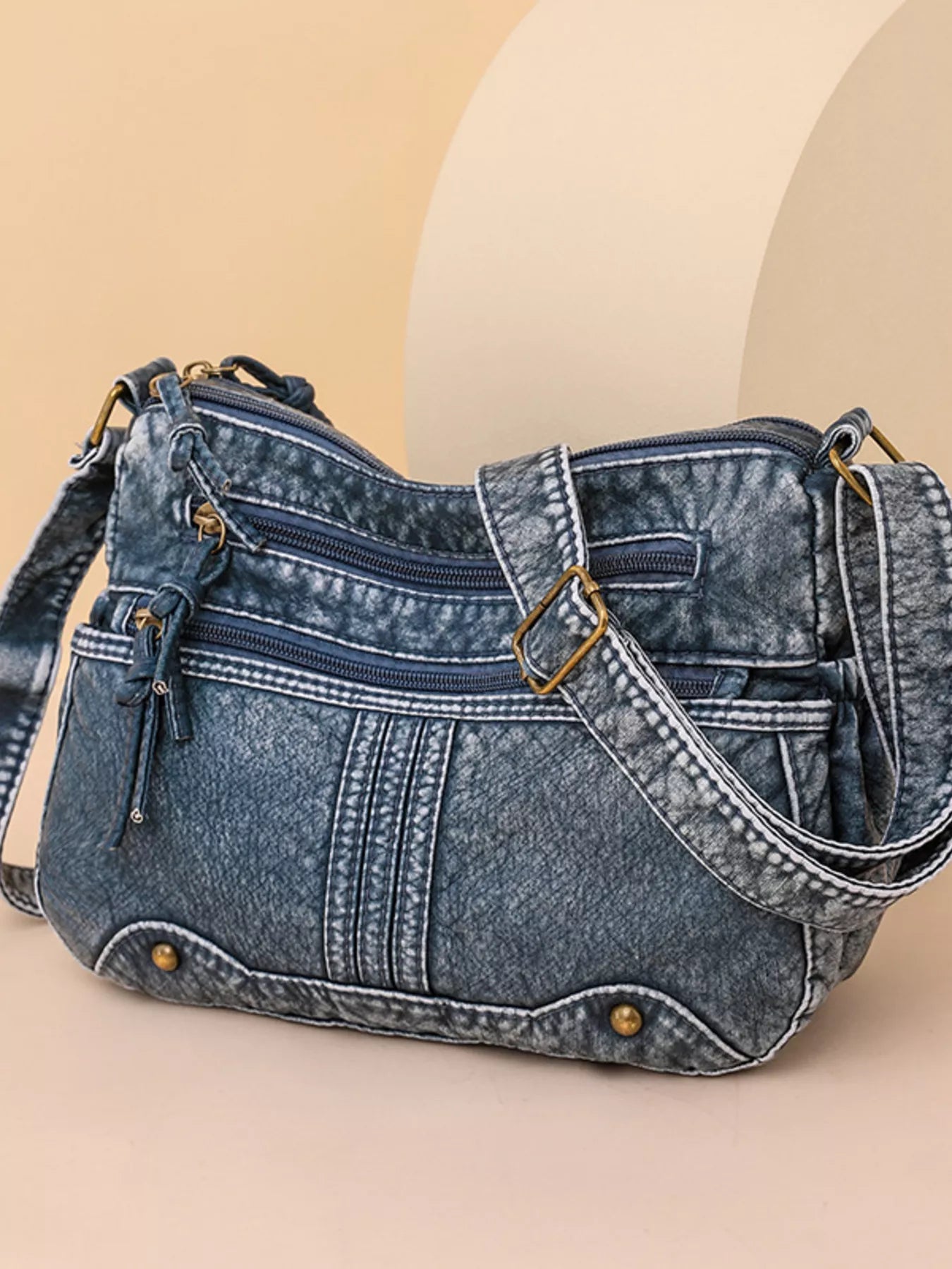 Multi-Pocket Crossbody Bag OutfitFlow
