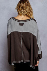 POL High-Low Hem Contrast Stitching V-Neck Top OutfitFlow